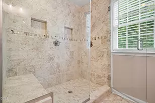 5453 Crescentview Pkwy, Raleigh, NC 27606 - Photo 15
