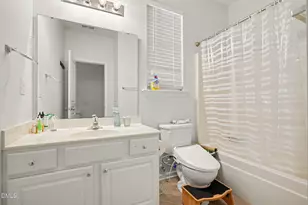 5453 Crescentview Pkwy, Raleigh, NC 27606 - Photo 23