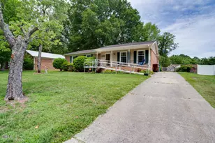 1912 Middlewood Ct, High Point, NC 27265 - Photo 3