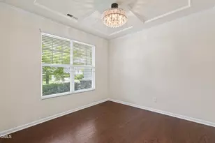 1710 Woodsdale Dr, Durham, NC 27703 - Photo 7