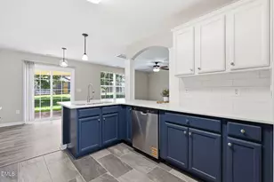 687 Botanical Ct, Bunnlevel, NC 28323 - Photo 9