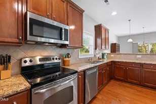 436 Field Glow Ln, Apex, NC 27539 - Photo 9