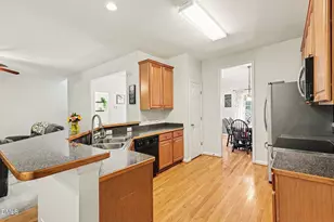 4804 Hodfield Ct, Raleigh, NC 27604 - Photo 9
