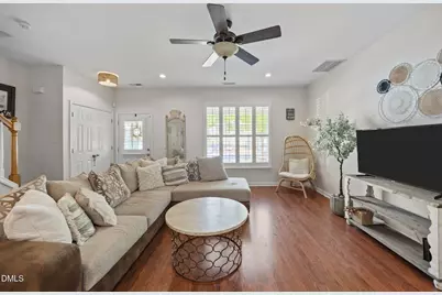 4252 Vienna Crest Drive, Raleigh, NC 27613 - Photo 3