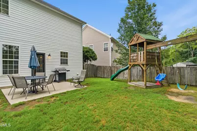 6220 Amber Bluffs Crescent, Raleigh, NC 27616 - Photo 5