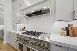 122 Meadow Dr, Cary, NC 27511 - Photo 11