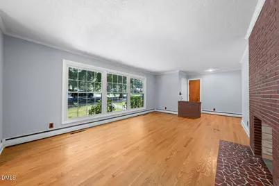 2034 Woodland Avenue, Burlington, NC 27215 - Photo 11