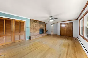 2034 Woodland Ave, Burlington, NC 27215 - Photo 7