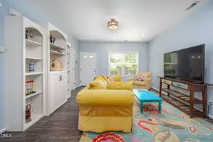 908 Woodside Park Ln, Durham, NC 27704 - Photo 5