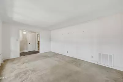 4900 Larchmont Drive, Raleigh, NC 27612 - Photo 13