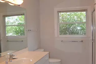 311 Columbia Pl E, Chapel Hill, NC 27516 - Photo 5