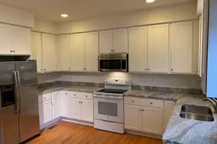 311 Columbia Pl E, Chapel Hill, NC 27516 - Photo 1