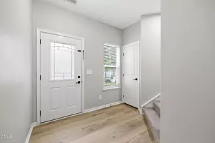 476 Panorama View Loop, Cary, NC 27519 - Photo 3