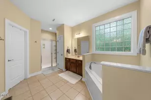 605 N Scotswood Blvd, Hillsborough, NC 27278 - Photo 25
