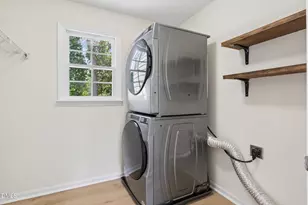 119 Holmhurst Ct, Cary, NC 27519 - Photo 21