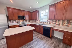 2618 Dutch Grove Cir, Raleigh, NC 27610 - Photo 9