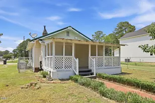 201 4th St, Erwin, NC 28339 - Photo 3