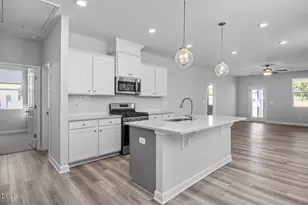 110 Baldwin St, Lillington, NC 27546 - Photo 5