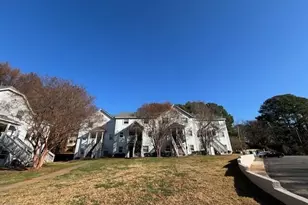 2520 Avent Ferry Rd, Raleigh, NC 27606 - Photo 3