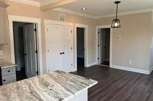 402 Poplar St, Graham, NC 27253 - Photo 13