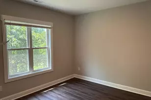402 Poplar St, Graham, NC 27253 - Photo 19