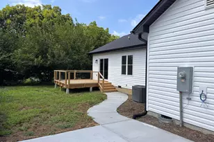402 Poplar St, Graham, NC 27253 - Photo 27