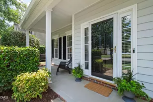 2039 Weaverline Dr, Fuquay-Varina, NC 27526 - Photo 3
