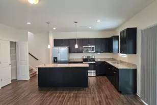 76 Saddle Oaks Ln, Clayton, NC 27520 - Photo 5