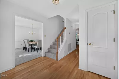 505 Heathridge Lane, Cary, NC 27513 - Photo 9