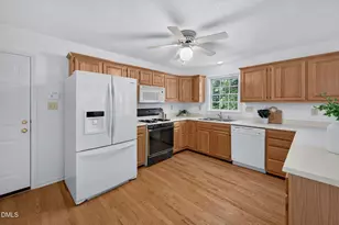 505 Heathridge Ln, Cary, NC 27513 - Photo 27