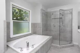 211 Oxford Hills Dr, Chapel Hill, NC 27514 - Photo 29