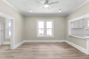 220 Beaman St, Clinton, NC 28328 - Photo 9