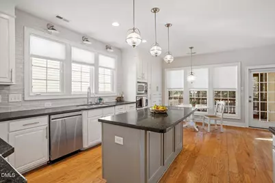902 Ravendale Place, Cary, NC 27513 - Photo 15