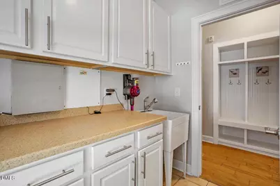 902 Ravendale Place, Cary, NC 27513 - Photo 21