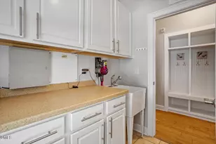 902 Ravendale Pl, Cary, NC 27513 - Photo 21