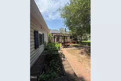 107 Central Avenue, Siler City, NC 27344 - Photo 17