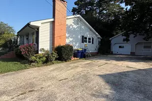 107 Central Ave, Siler City, NC 27344 - Photo 3