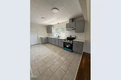107 Central Avenue, Siler City, NC 27344 - Photo 7