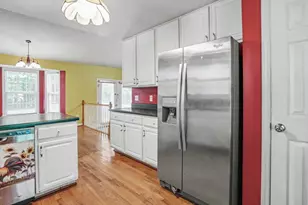 829 Rainer Ct, Garner, NC 27529 - Photo 5