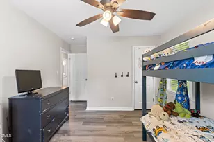 1002 E Maplewood Dr, Benson, NC 27504 - Photo 27