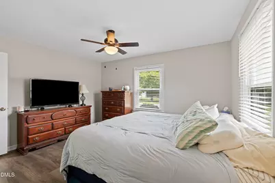 1002 E Maplewood Drive, Benson, NC 27504 - Photo 31