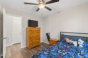 1002 E Maplewood Dr, Benson, NC 27504 - Photo 25