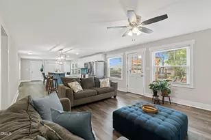1002 E Maplewood Dr, Benson, NC 27504 - Photo 11