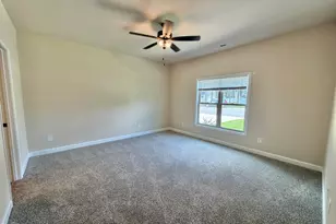 404 S Eastwood Dr, Benson, NC 27504 - Photo 11