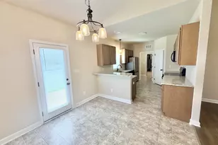 404 S Eastwood Dr, Benson, NC 27504 - Photo 9