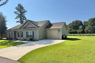 404 S Eastwood Dr, Benson, NC 27504 - Photo 3