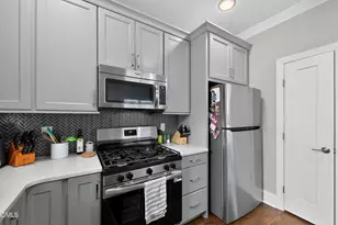 207 Camden St, Raleigh, NC 27601 - Photo 9