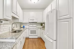 304 Vinca Cir, Cary, NC 27513 - Photo 7