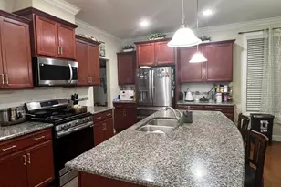 529 Finnbar Dr, Cary, NC 27519 - Photo 3