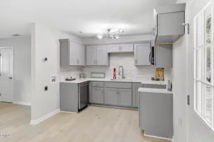 3028 Wedgedale Ave, Durham, NC 27703 - Photo 7
